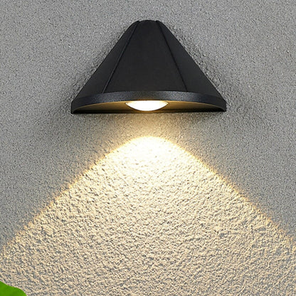 Simple Waterproof Outdoor LED Wall Lamp - Halri