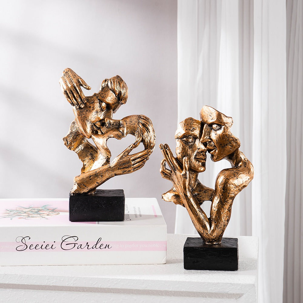 Romantic Lover Figurine Modern Home Decoration Piece