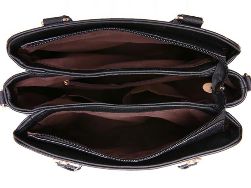 Spacious Comfortable Daily Use Ladies Shoulder Bag
