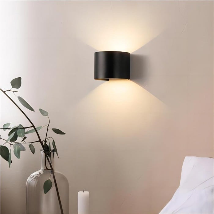 Sleek Cube LED Wall Lamp – Simple Dimmable Light Fixture - Halri