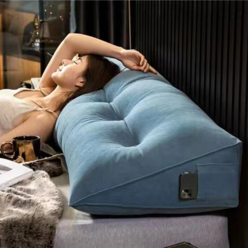 Luxurious Bed Wedge Pillow - Halri