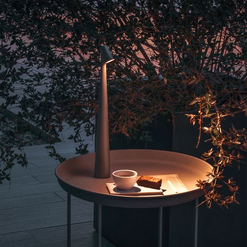 Wireless Dimmable Desk Light Lamp - Halri