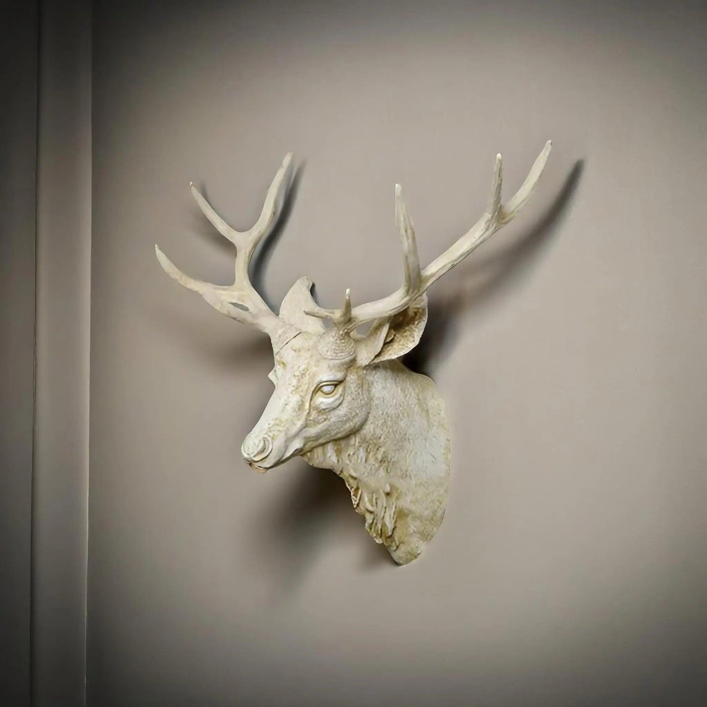 Stunning Reindeer Wall Decoration
