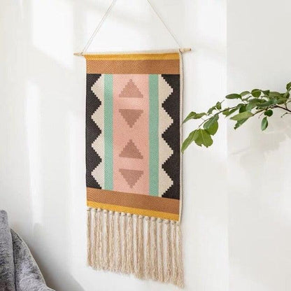 Stylish Geometric Pattern Wall Rug - Halri