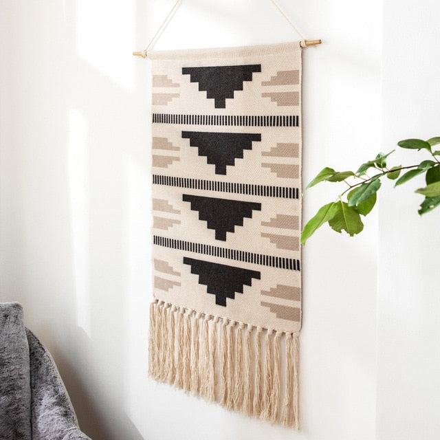 Stylish Geometric Pattern Wall Rug
