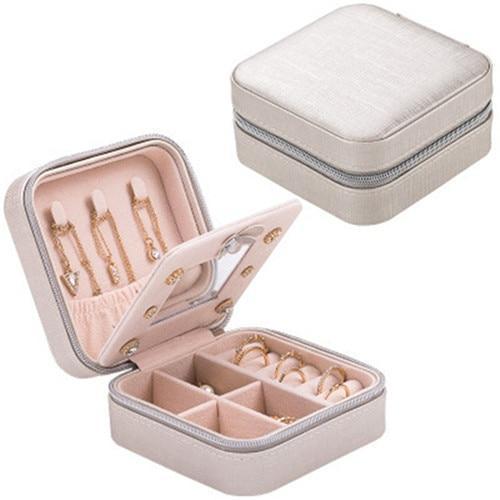 Halri | Compact Jewelry Storage Case