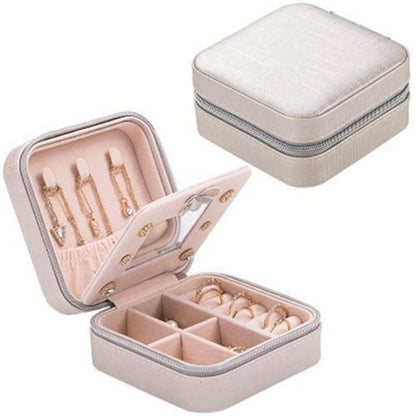 Halri | Compact Jewelry Storage Case